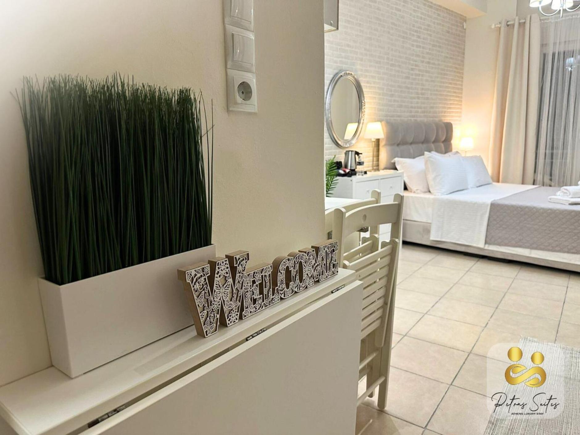 Petras Luxury Suites Atenas Exterior foto